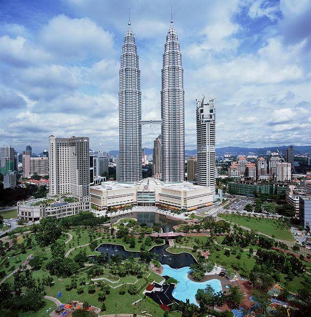 thap doi petronas du lich Malaysia
